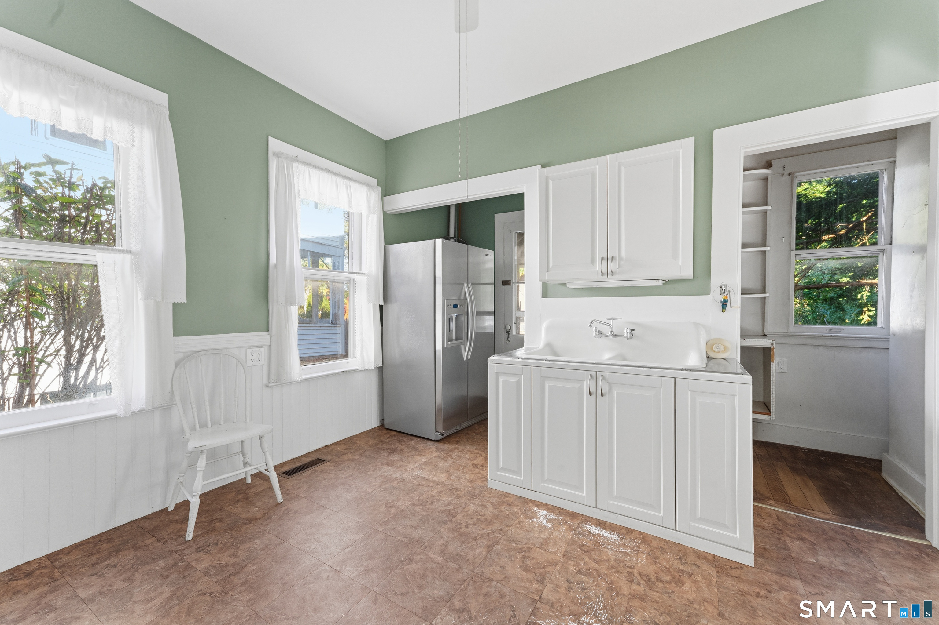 60 Girard Avenue Hartford CT 06105