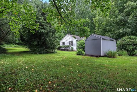 80 Dennison Road Essex CT 06426