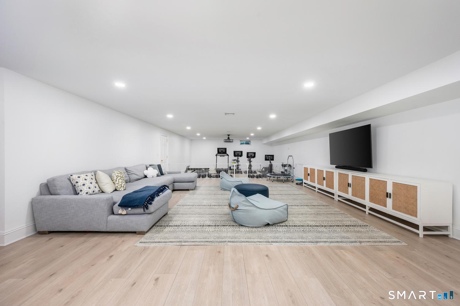 27 Hillsley Road Darien CT 06820