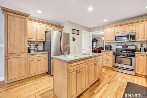 12 Beth Ann Circle Milford CT 06461