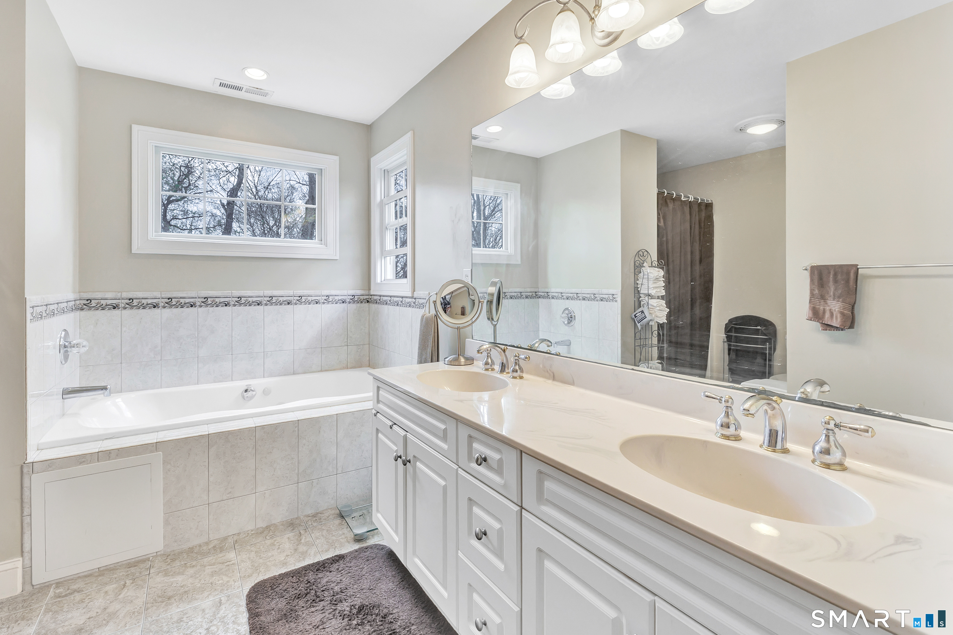 12 Beth Ann Circle Milford CT 06461