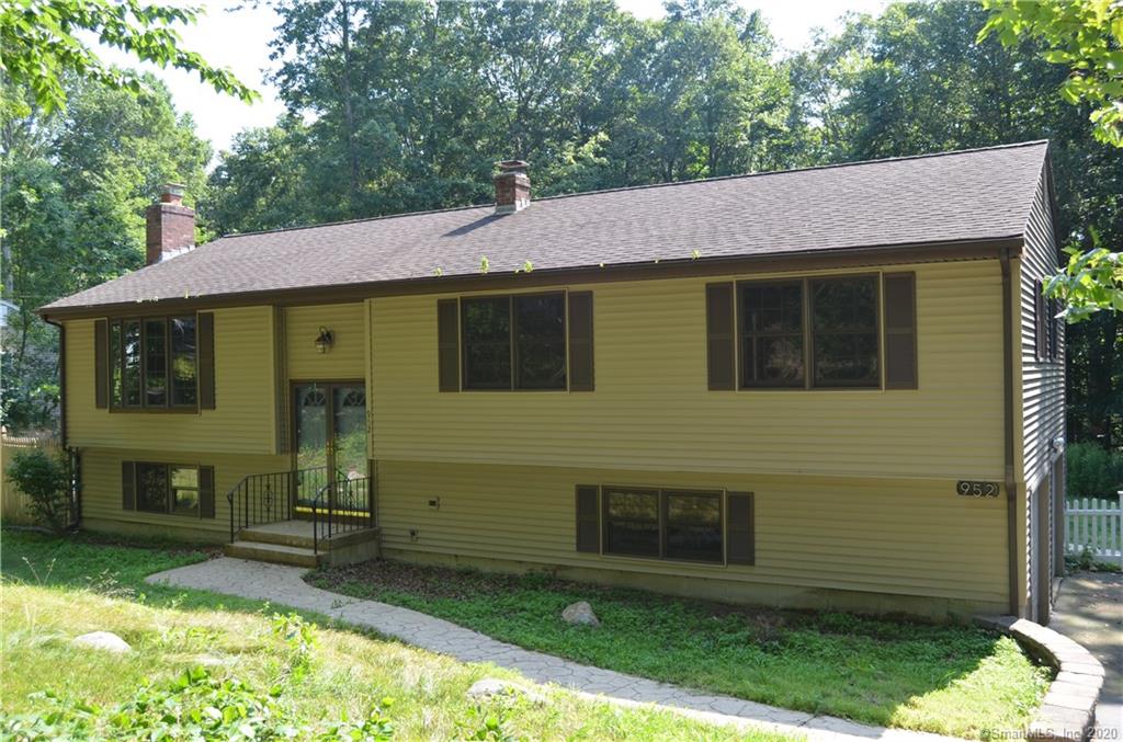 952 Maple Hill Road Guilford CT 06437