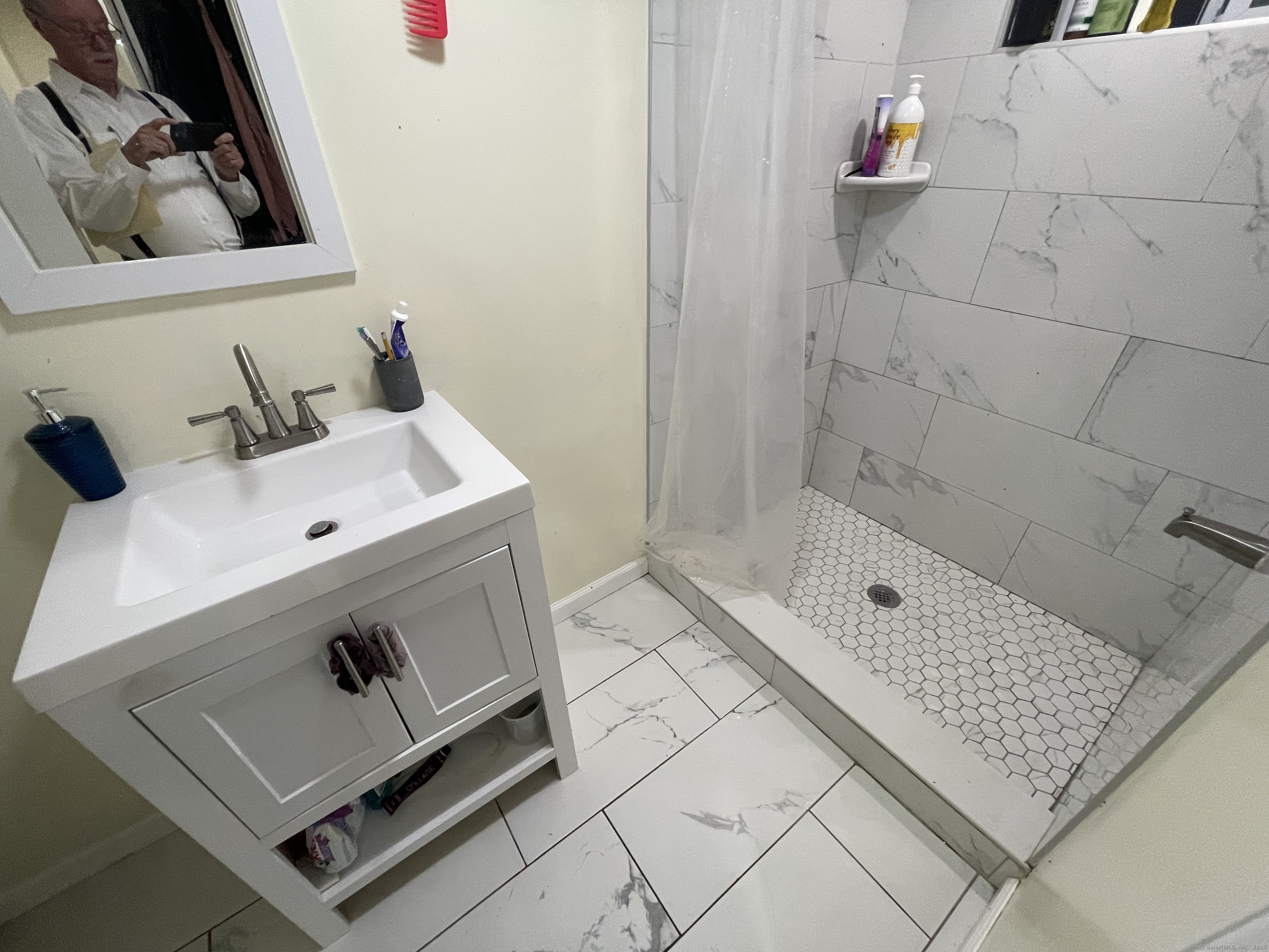 125 Garden Drive Bridgeport CT 06606