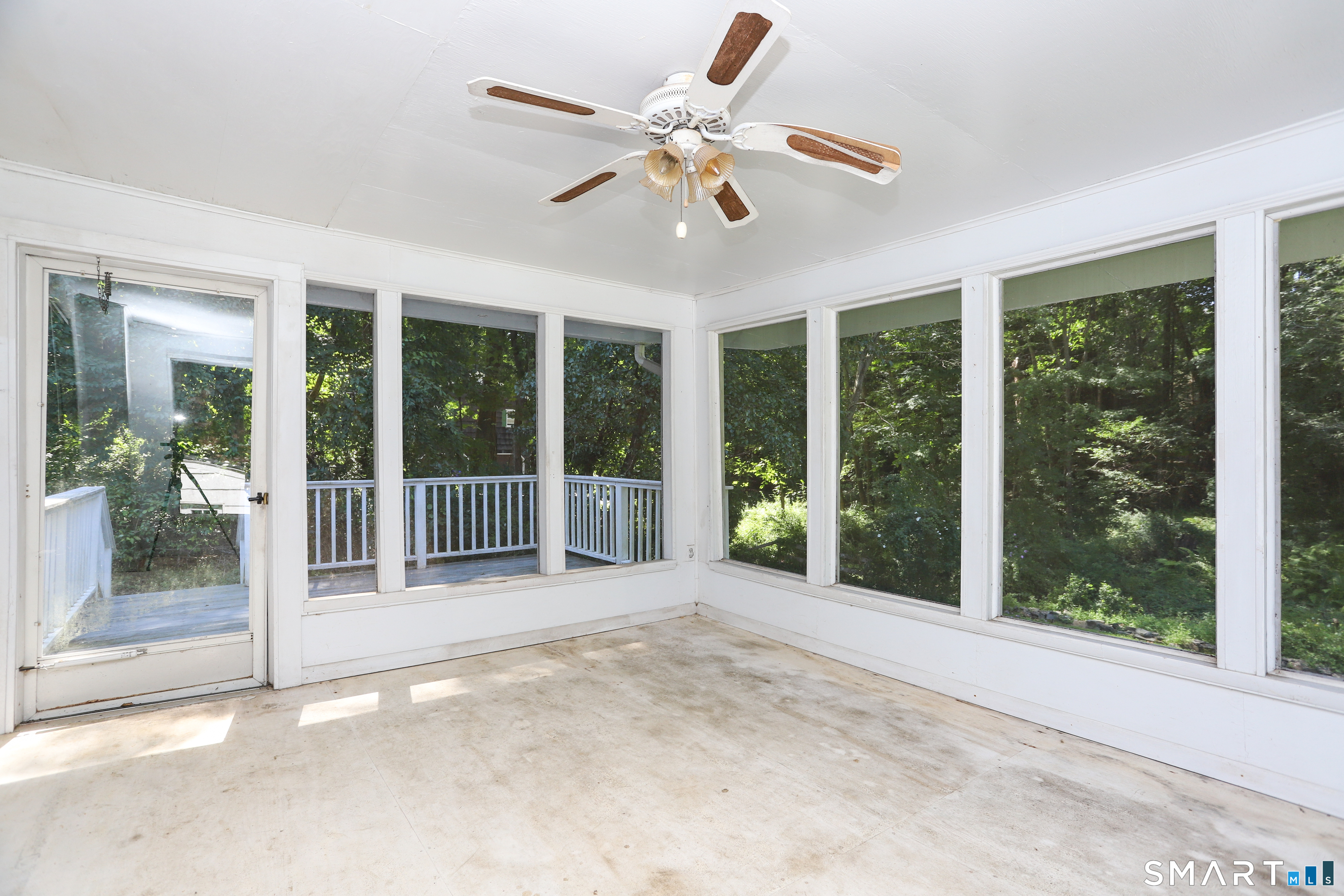 17 Riverford Road Brookfield CT 06804