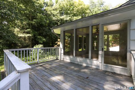 17 Riverford Road Brookfield CT 06804