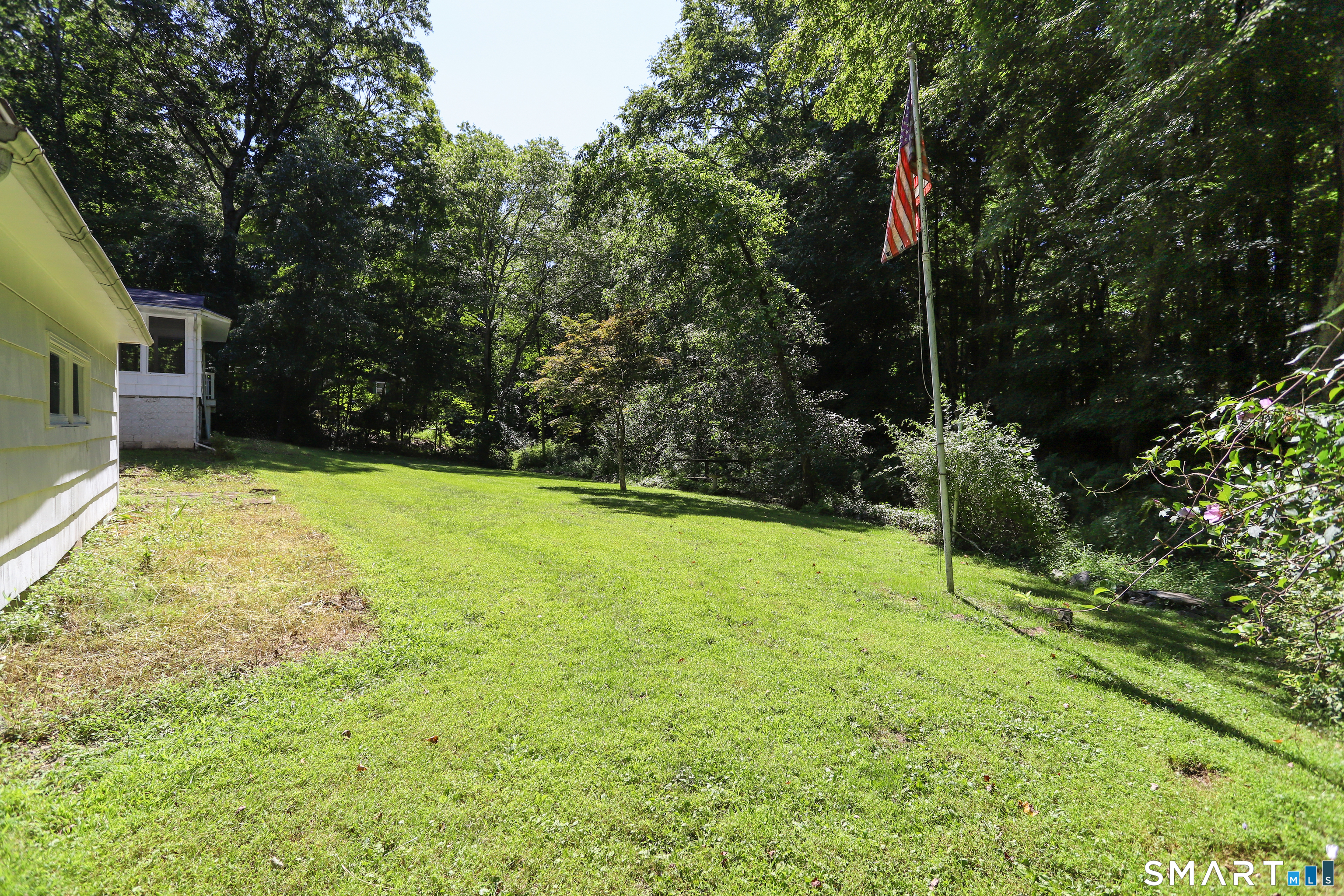 17 Riverford Road Brookfield CT 06804