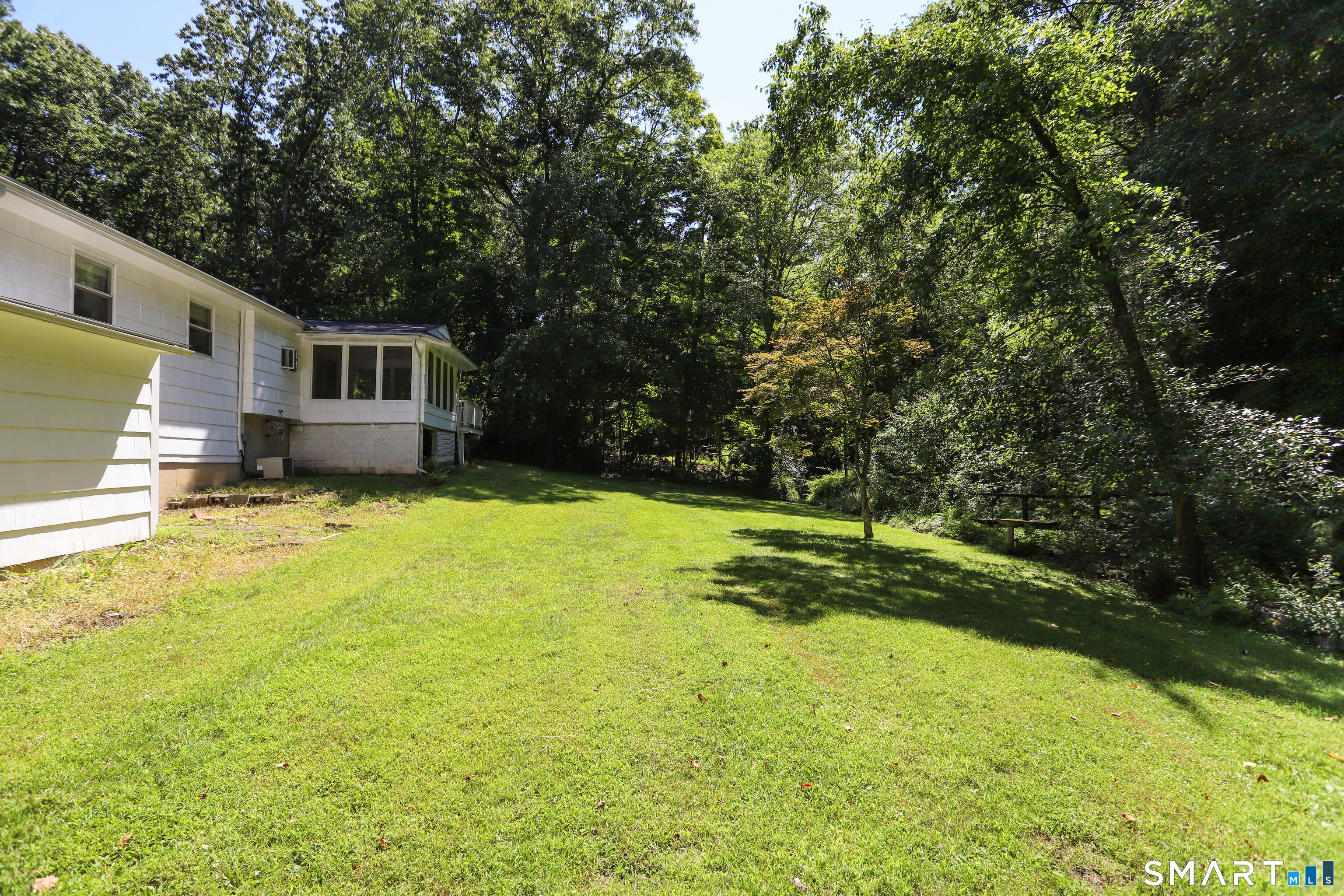 17 Riverford Road Brookfield CT 06804