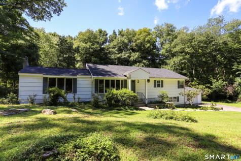 17 Riverford Road Brookfield CT 06804