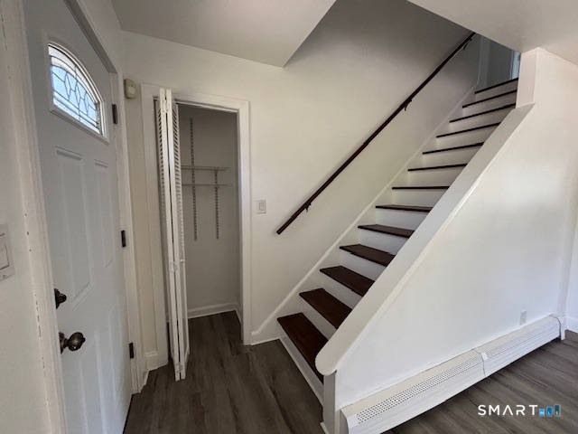 366 Harmony Street Bridgeport CT 06606