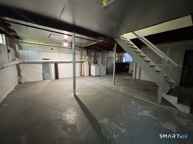366 Harmony Street Bridgeport CT 06606