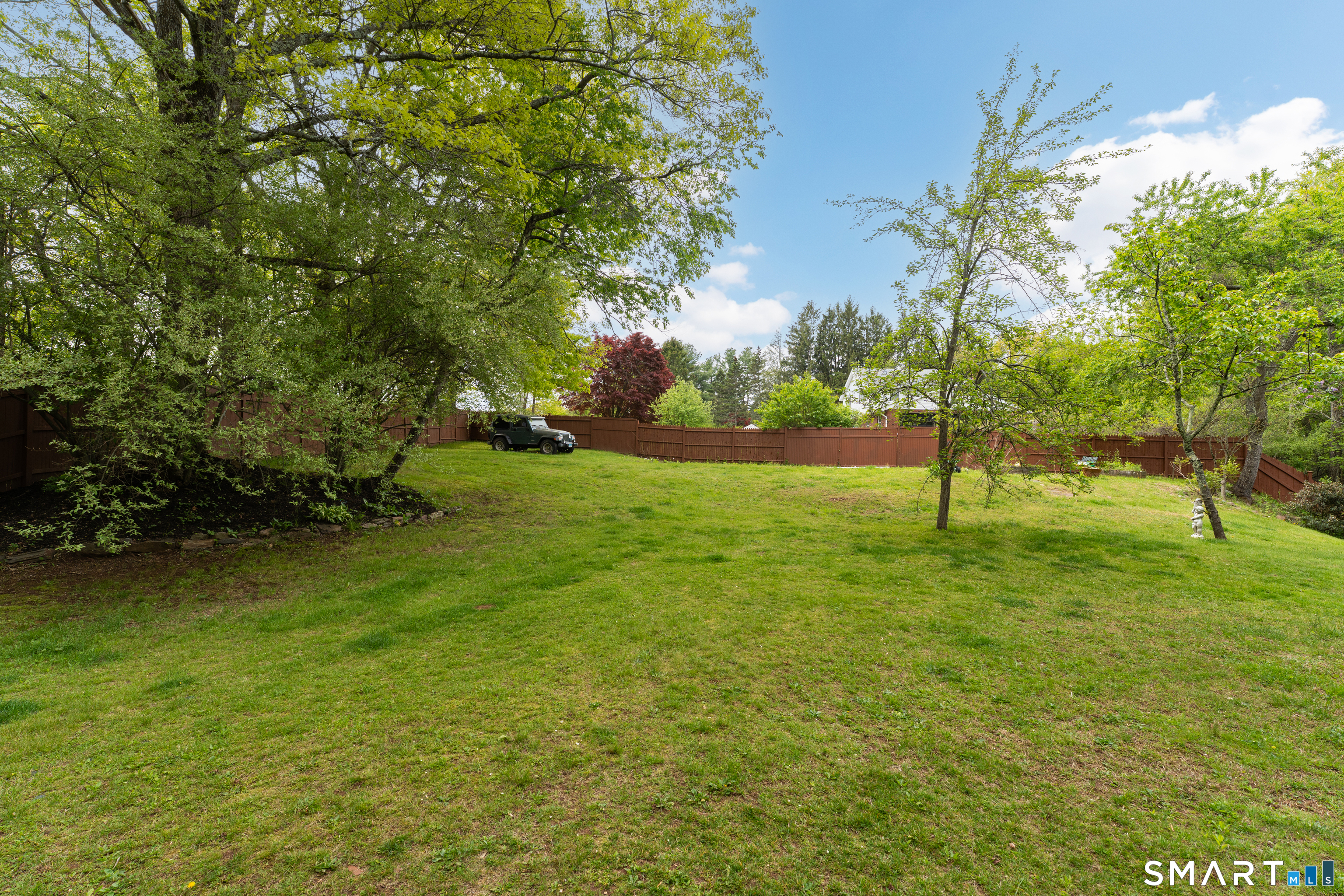 975 Main Street Hamden CT 06514