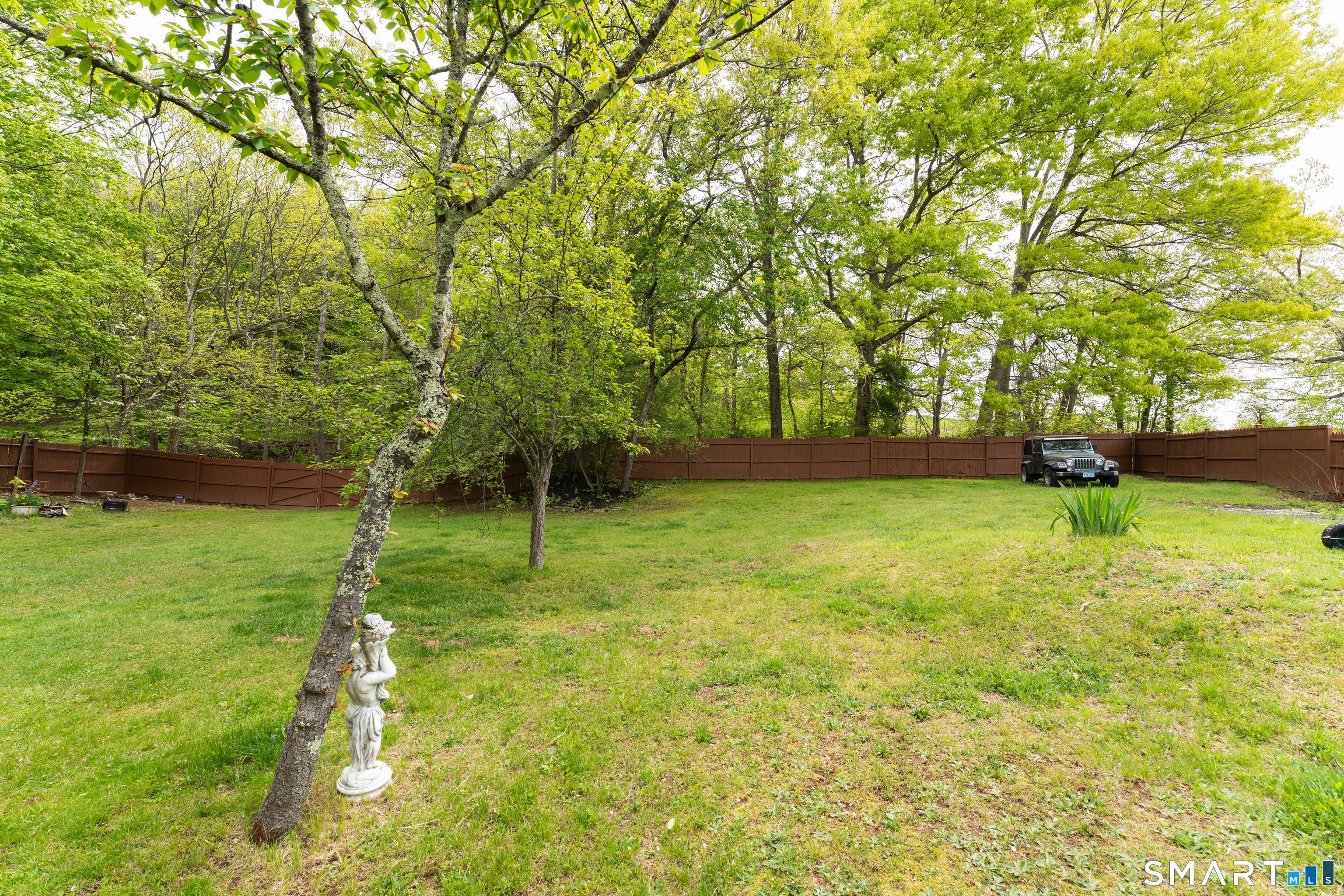 975 Main Street Hamden CT 06514