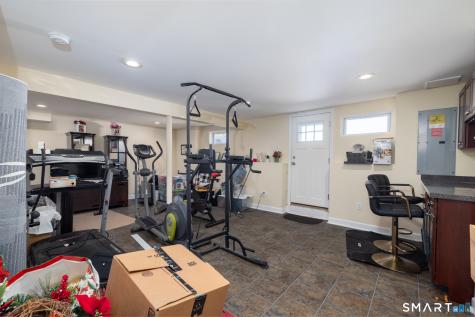 76 Kenmore Avenue Waterbury CT 06708