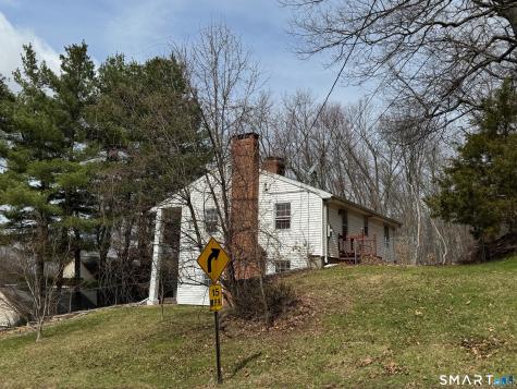 32 Arnold Drive East Hartford CT 06108