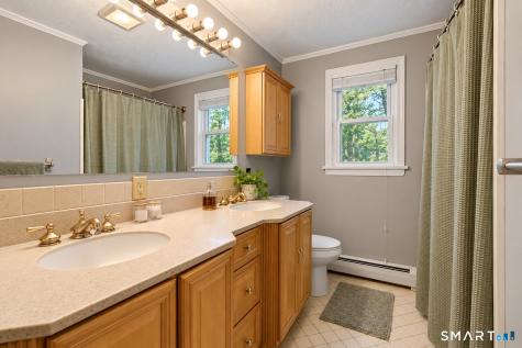 16 Bird Road Naugatuck CT 06770