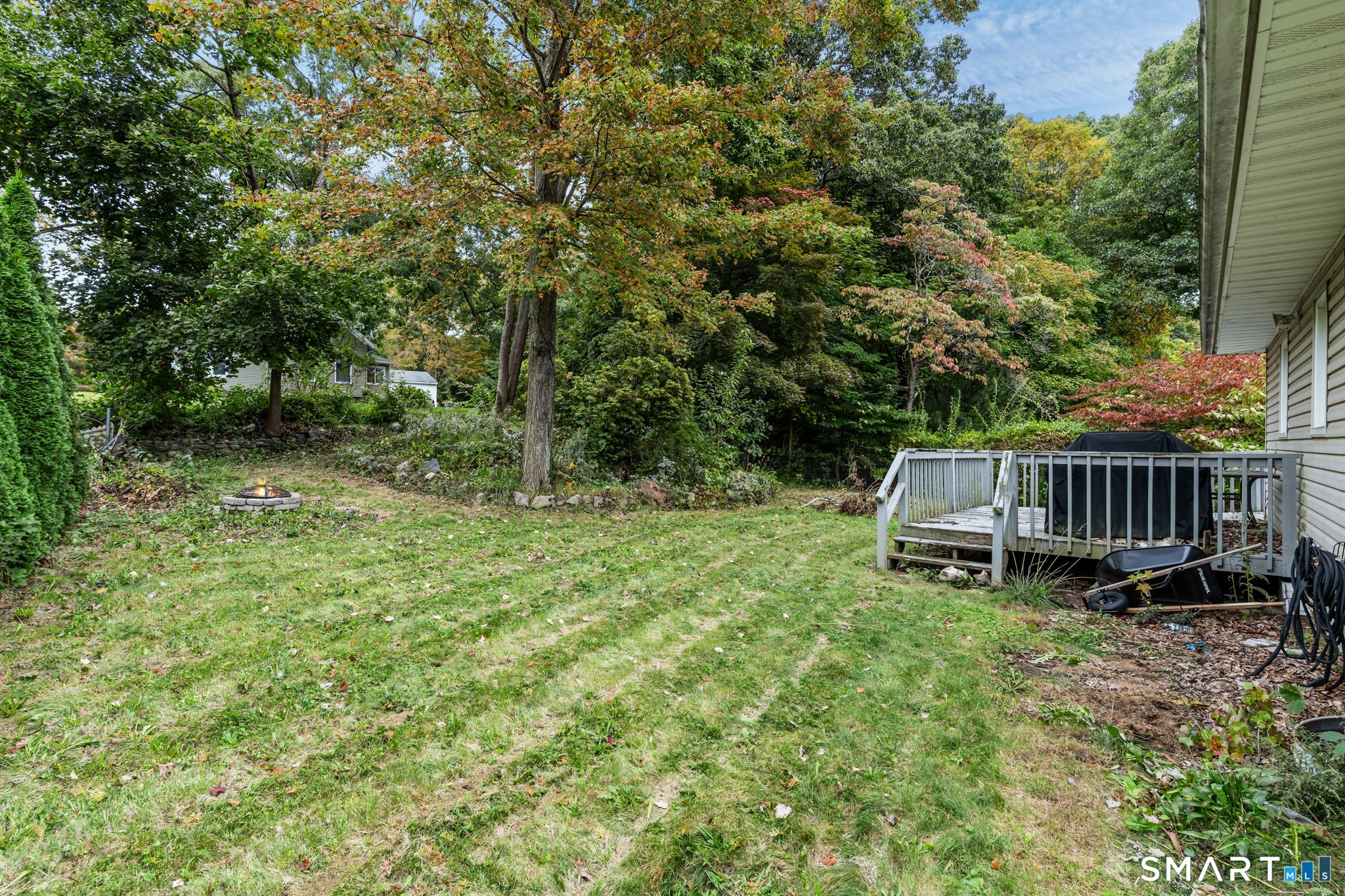 16 Bird Road Naugatuck CT 06770