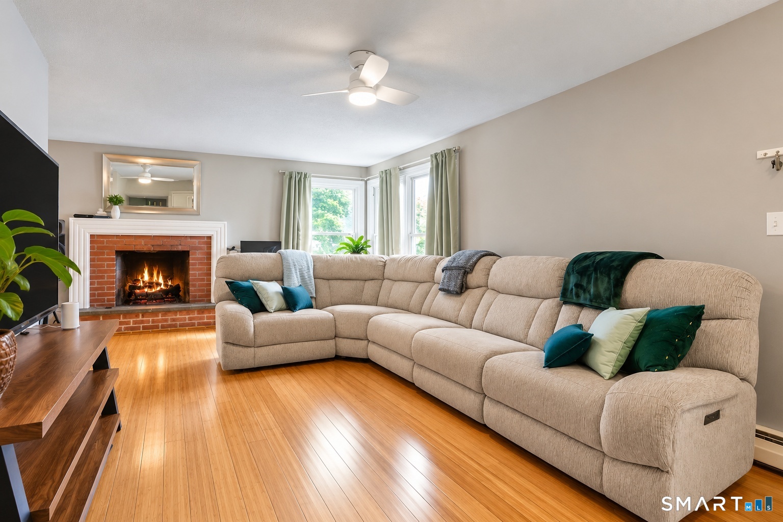 16 Bird Road Naugatuck CT 06770