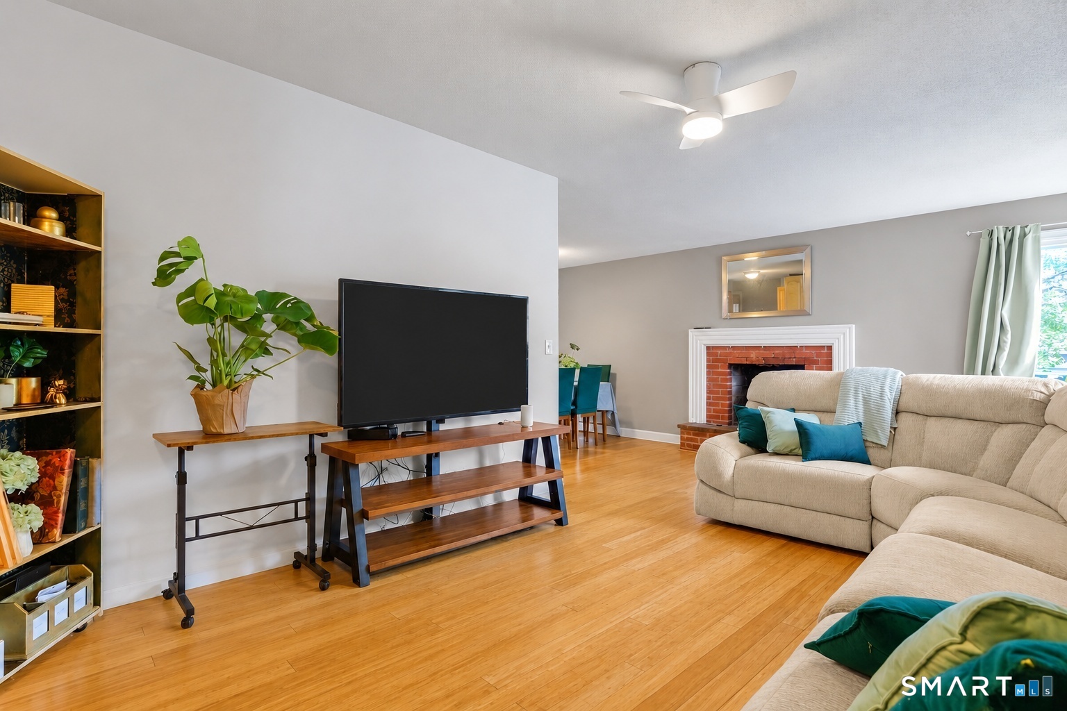 16 Bird Road Naugatuck CT 06770