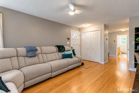 16 Bird Road Naugatuck CT 06770