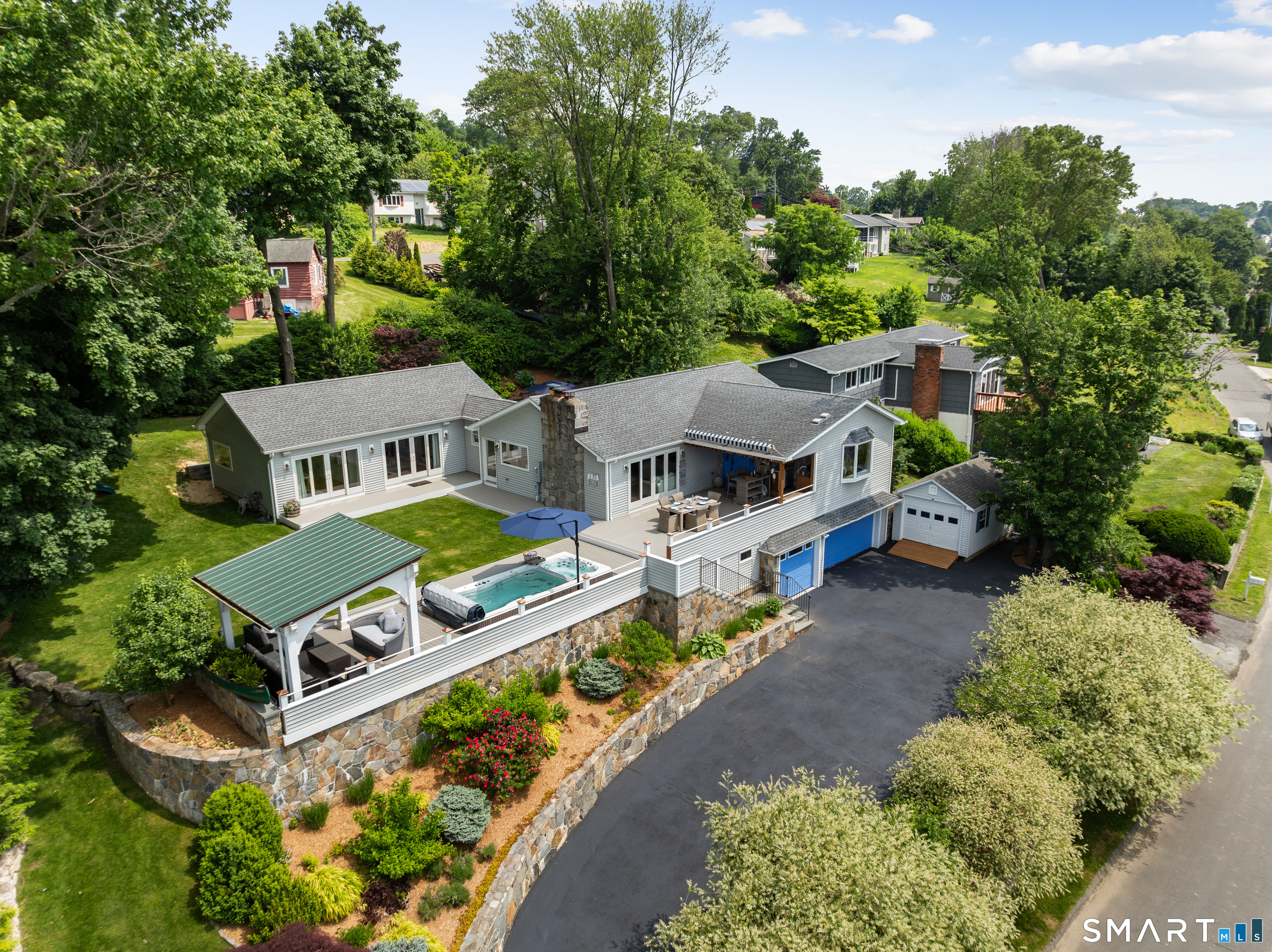 113 North Lake Shore Drive Brookfield CT 06804
