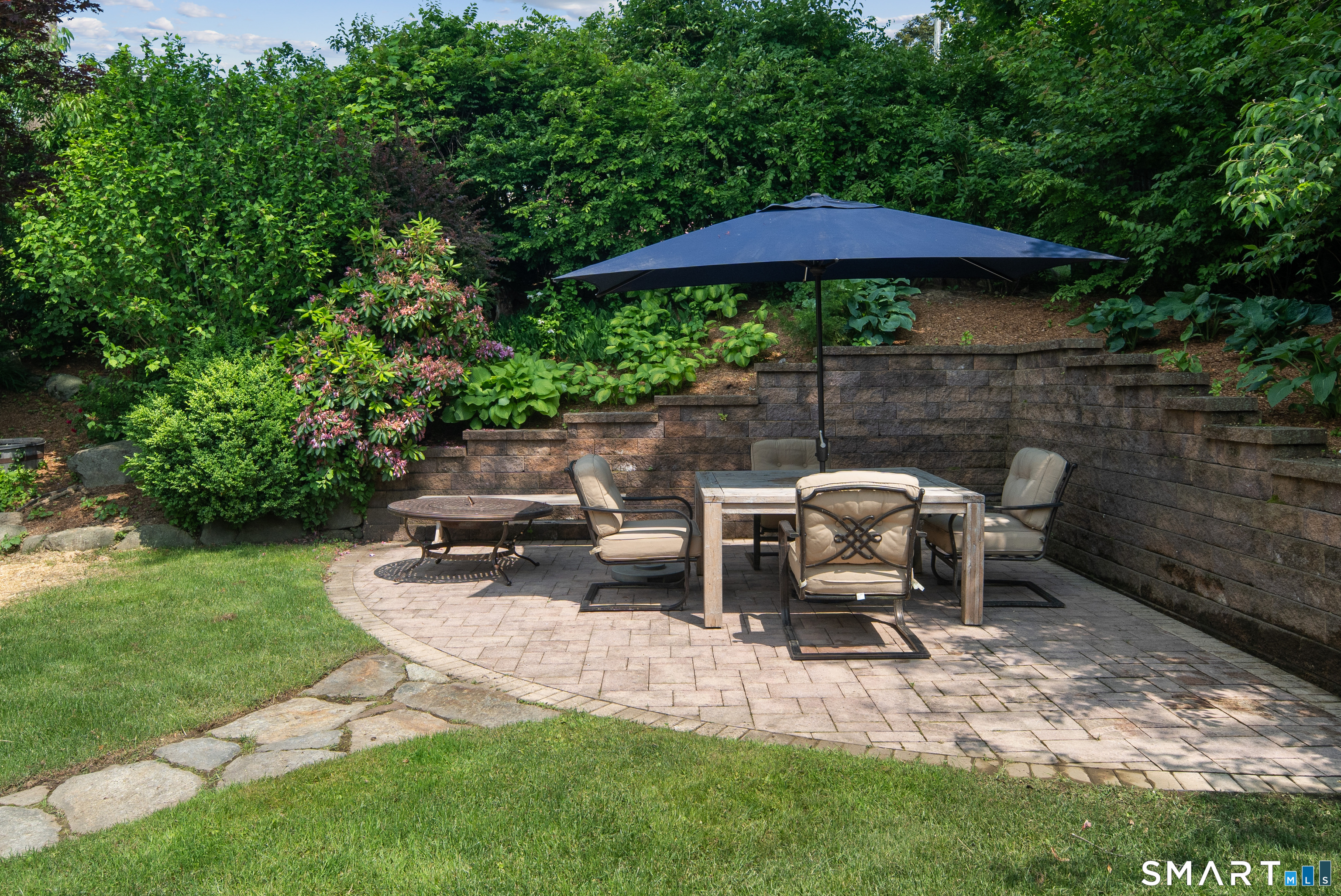 113 North Lake Shore Drive Brookfield CT 06804