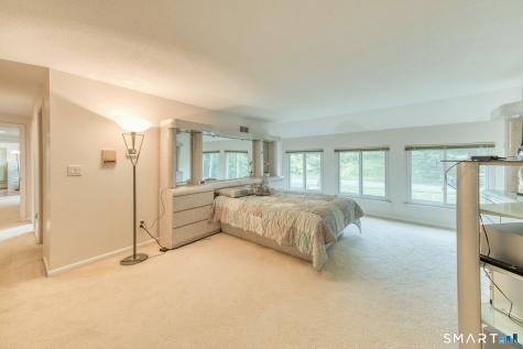 73 Greentree Drive Glastonbury CT 06033