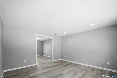 39 Union Street Extension Enfield CT 06082