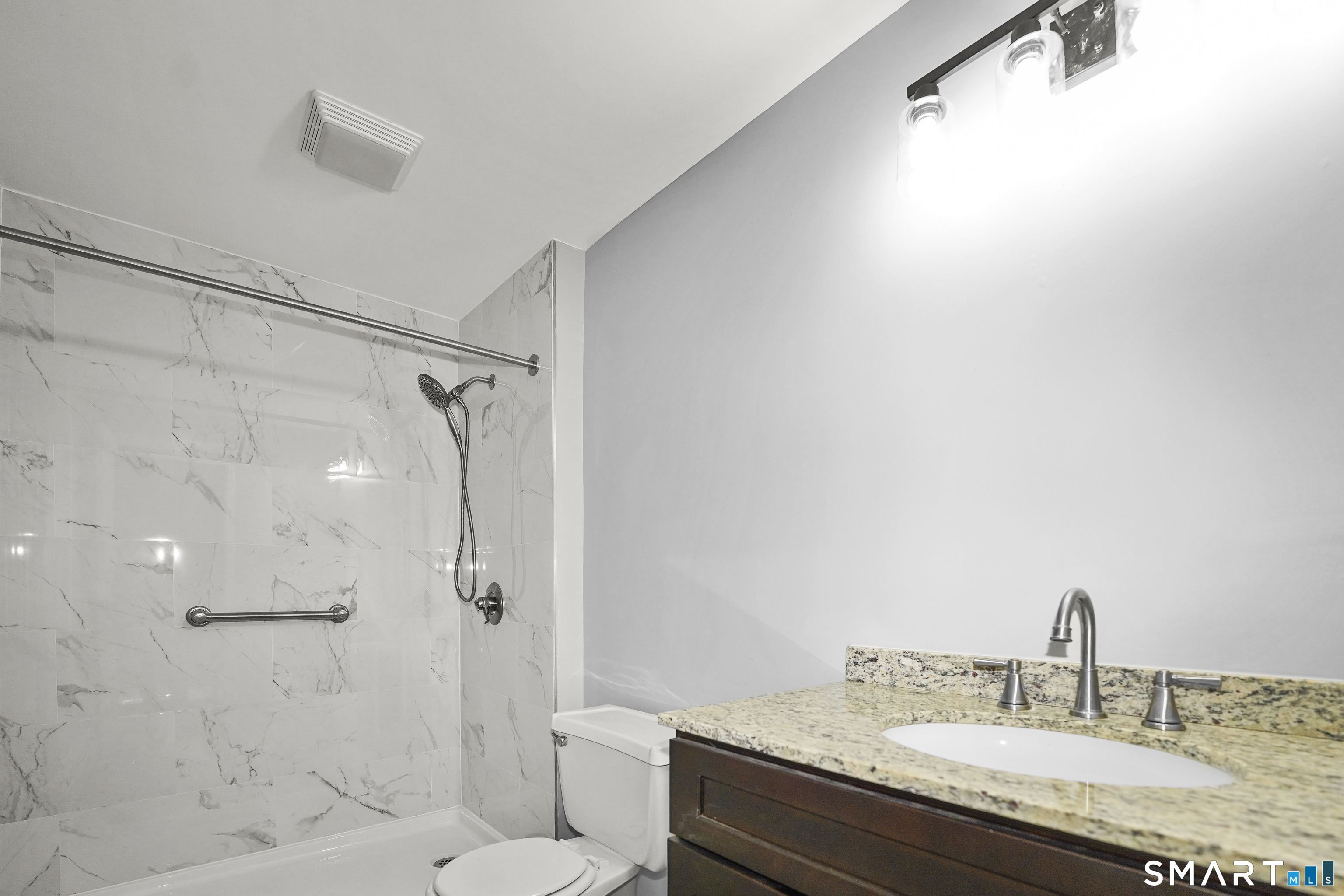 39 Union Street Extension Enfield CT 06082