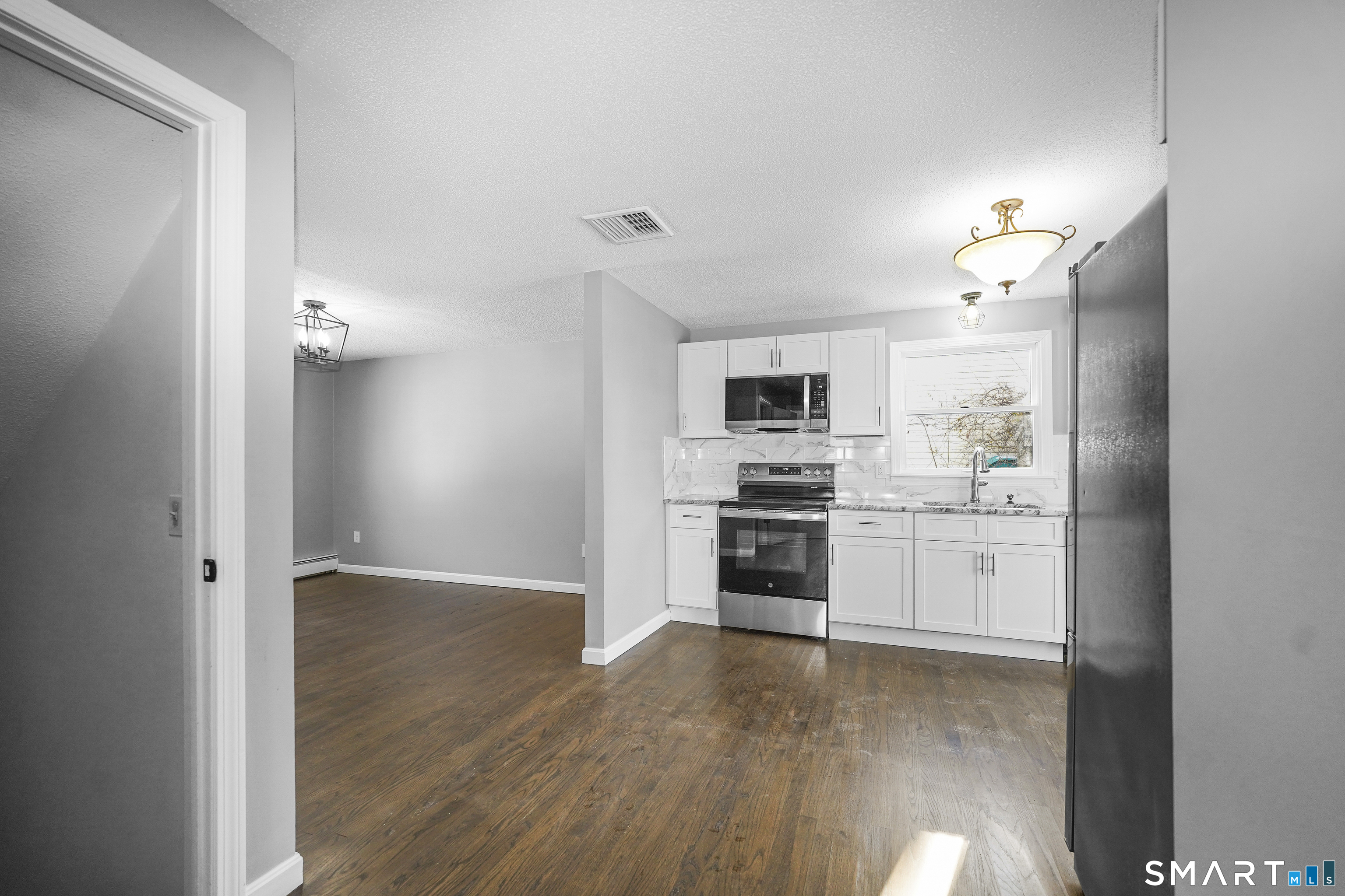 39 Union Street Extension Enfield CT 06082