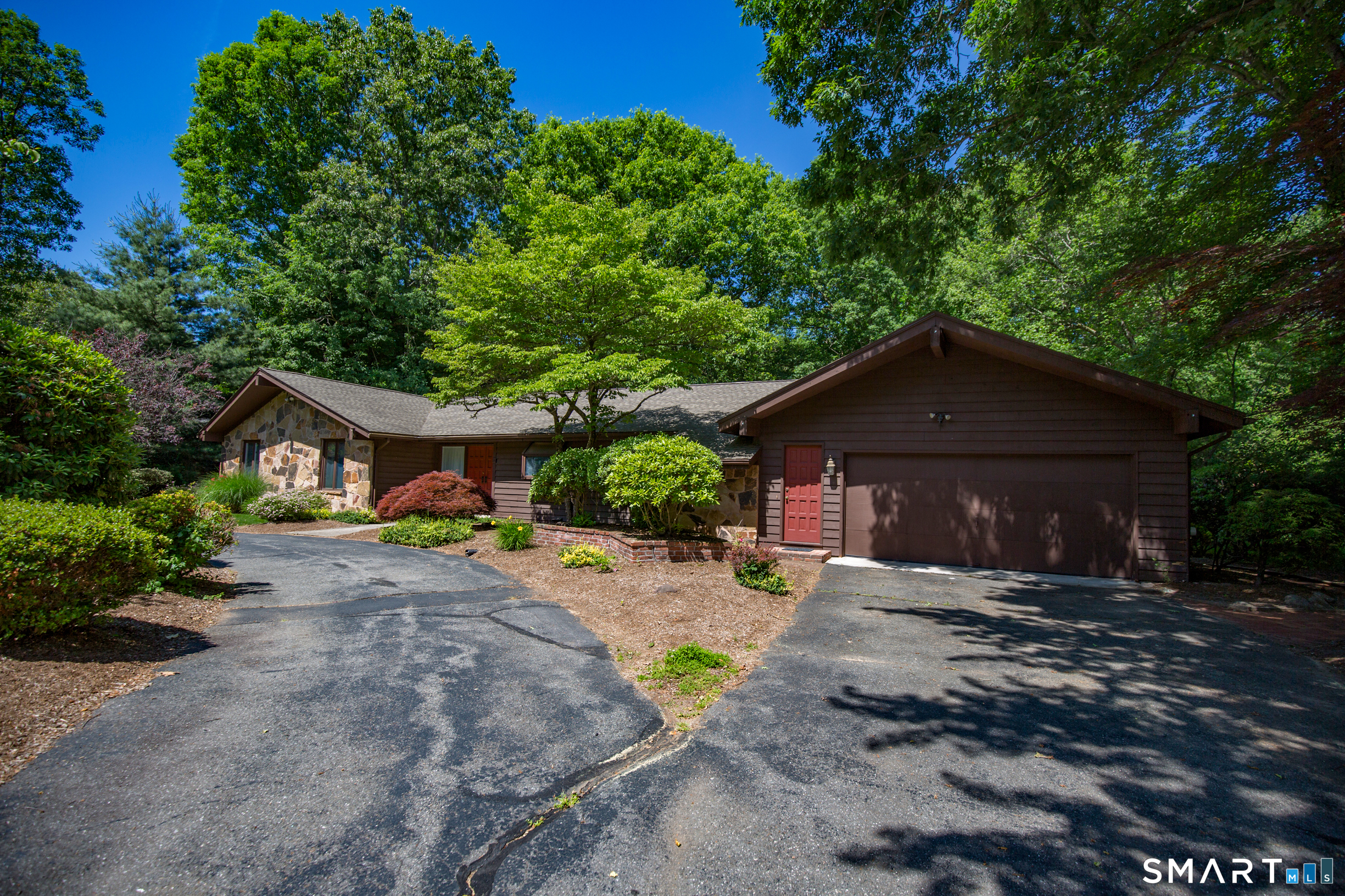 26 Brooks Road Longmeadow MA 01106