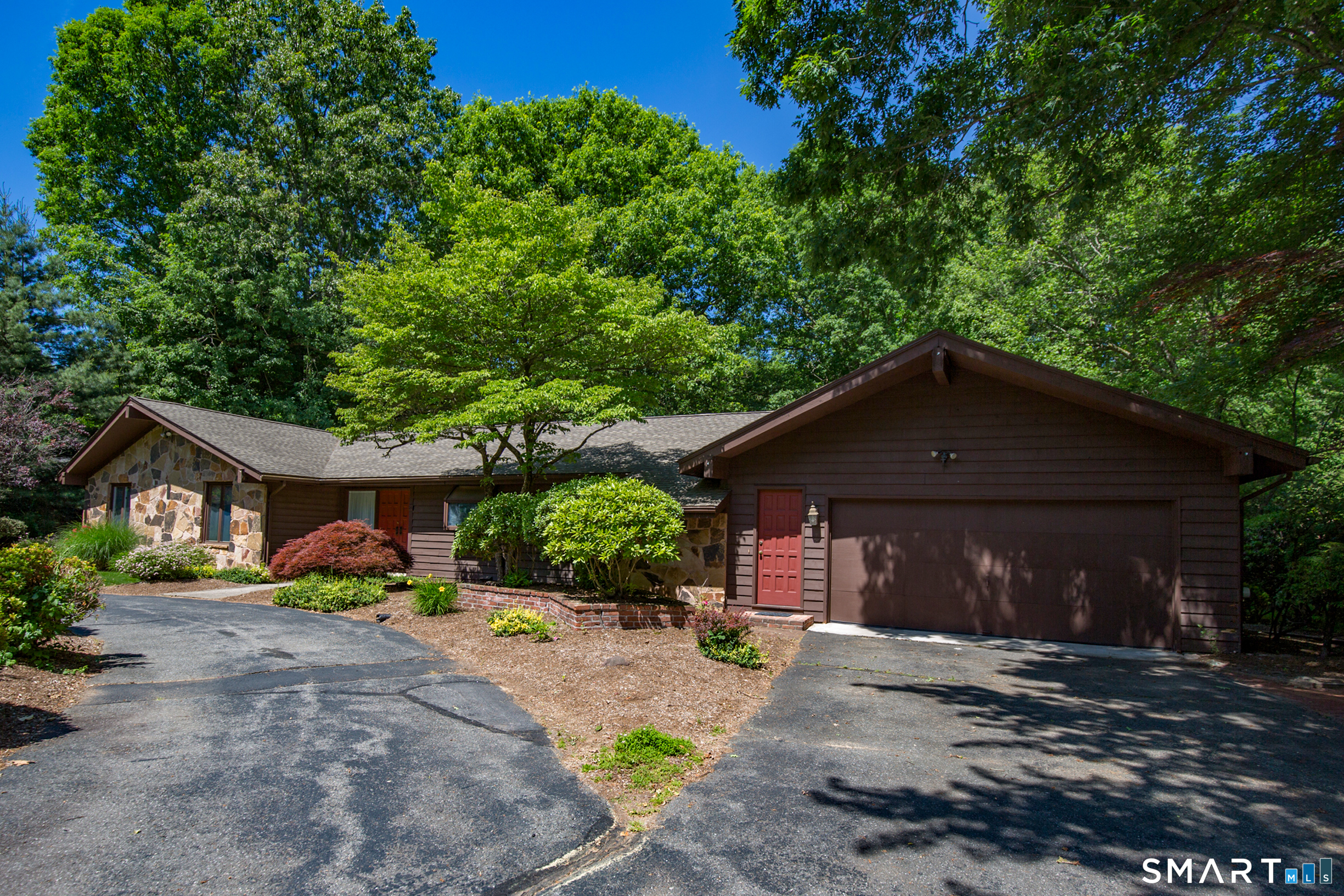 26 Brooks Road Longmeadow MA 01106