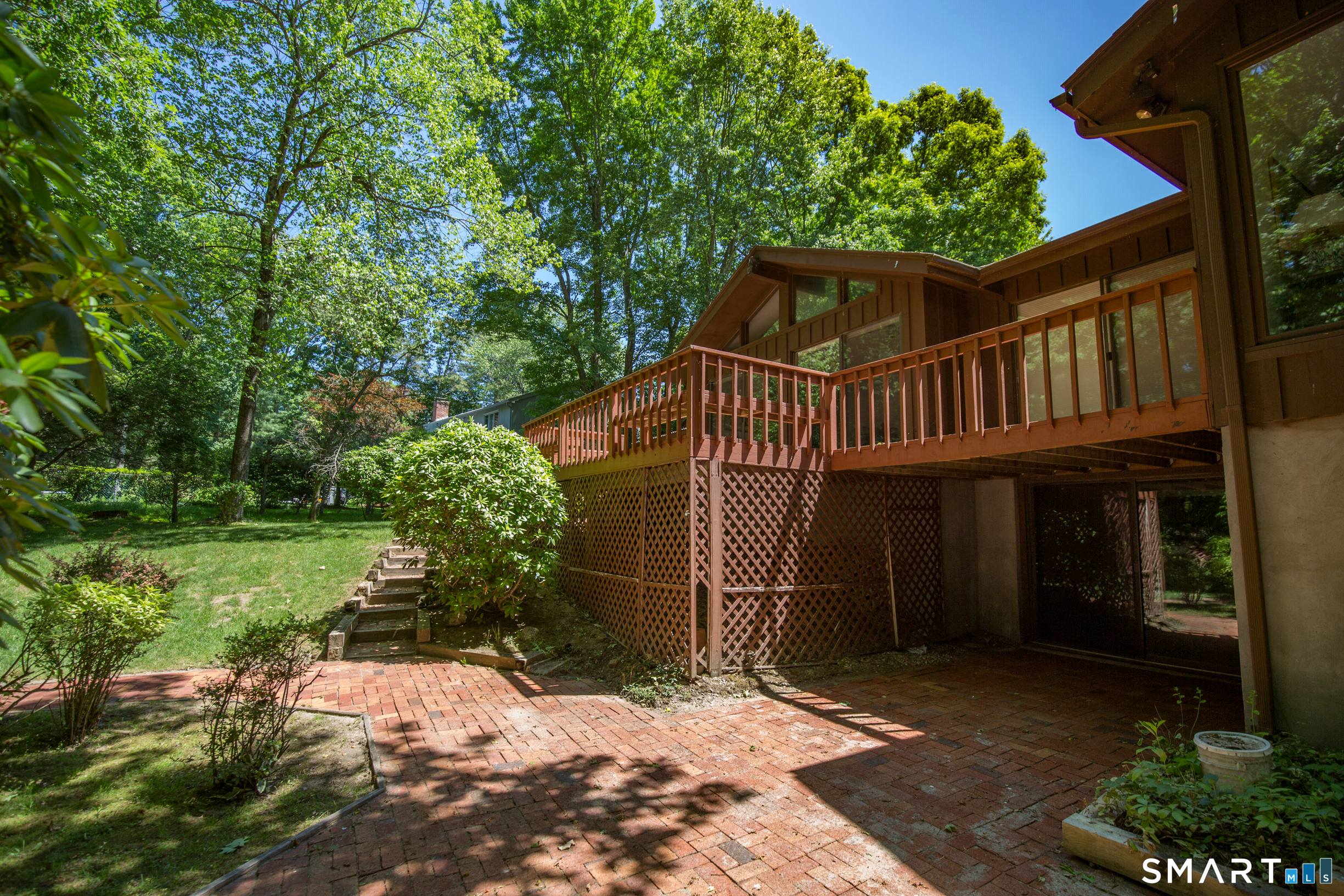 26 Brooks Road Longmeadow MA 01106