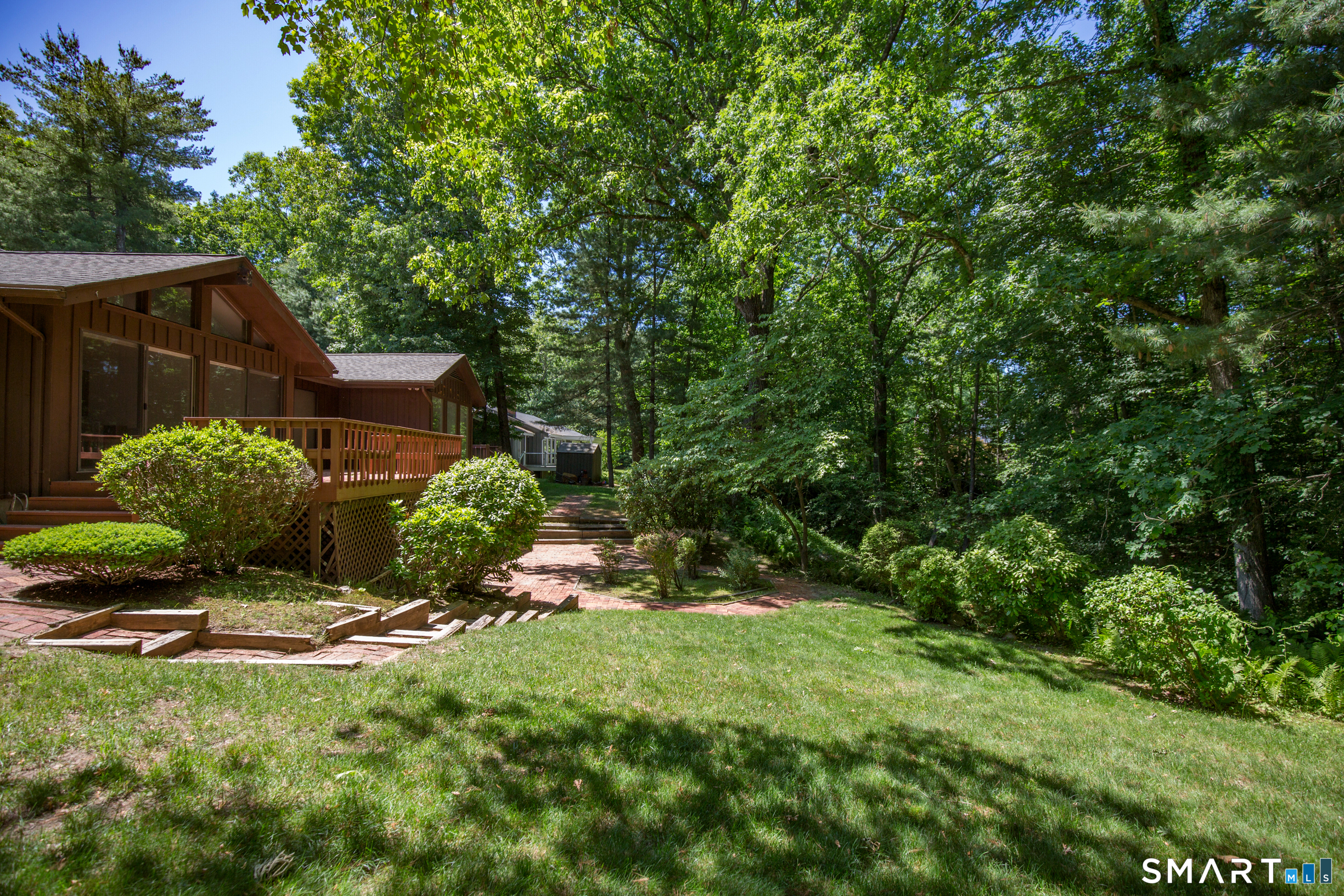 26 Brooks Road Longmeadow MA 01106