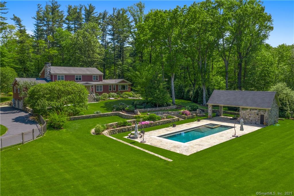 34 Rocky Brook Road New Canaan CT 06840