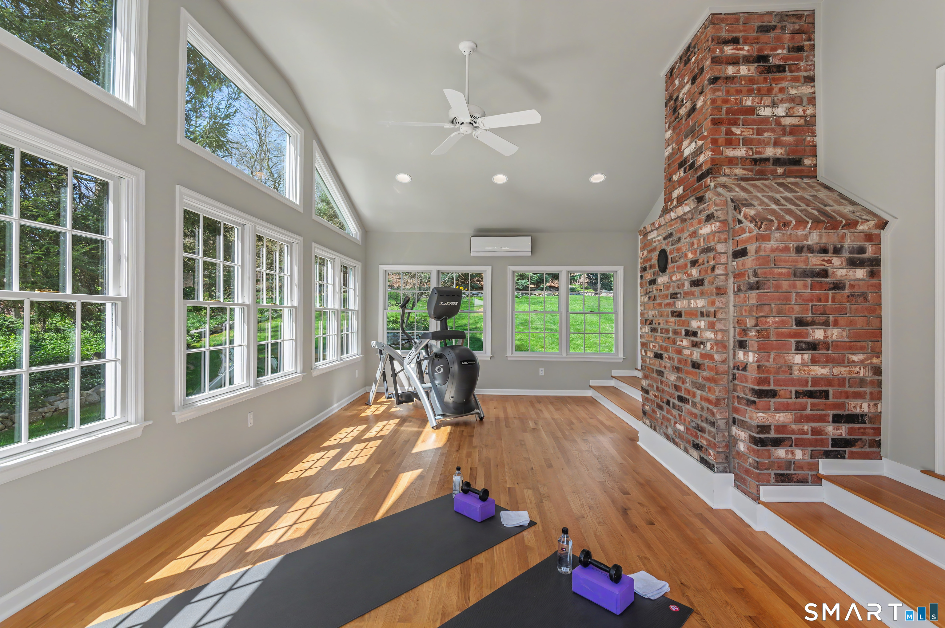 19 Hull Place Ridgefield CT 06877