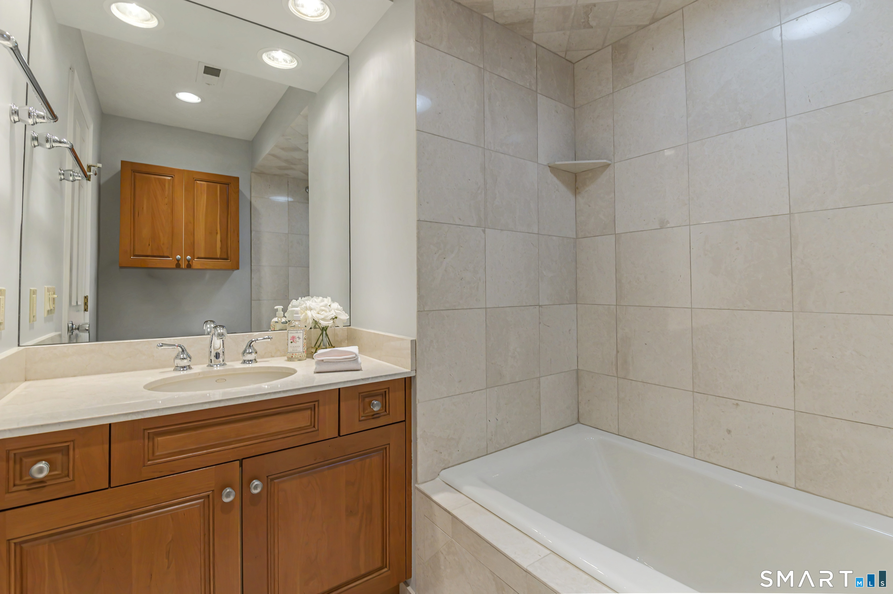 19 Hull Place Ridgefield CT 06877