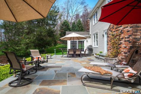 19 Hull Place Ridgefield CT 06877