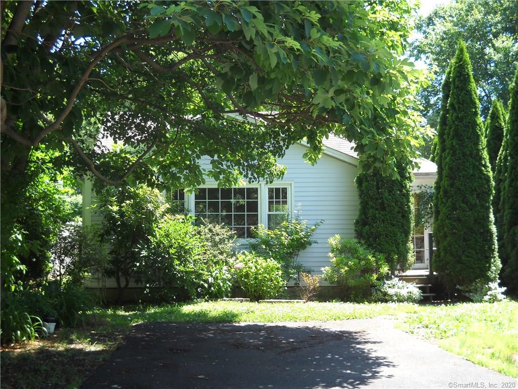 4 Wordsworth Road East Hampton CT 06424