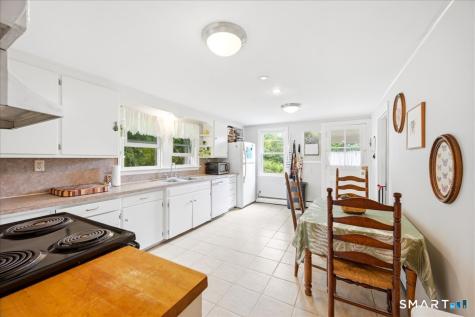 48 Maple Road Mansfield CT 06268