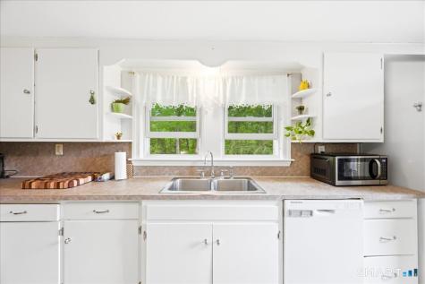 48 Maple Road Mansfield CT 06268