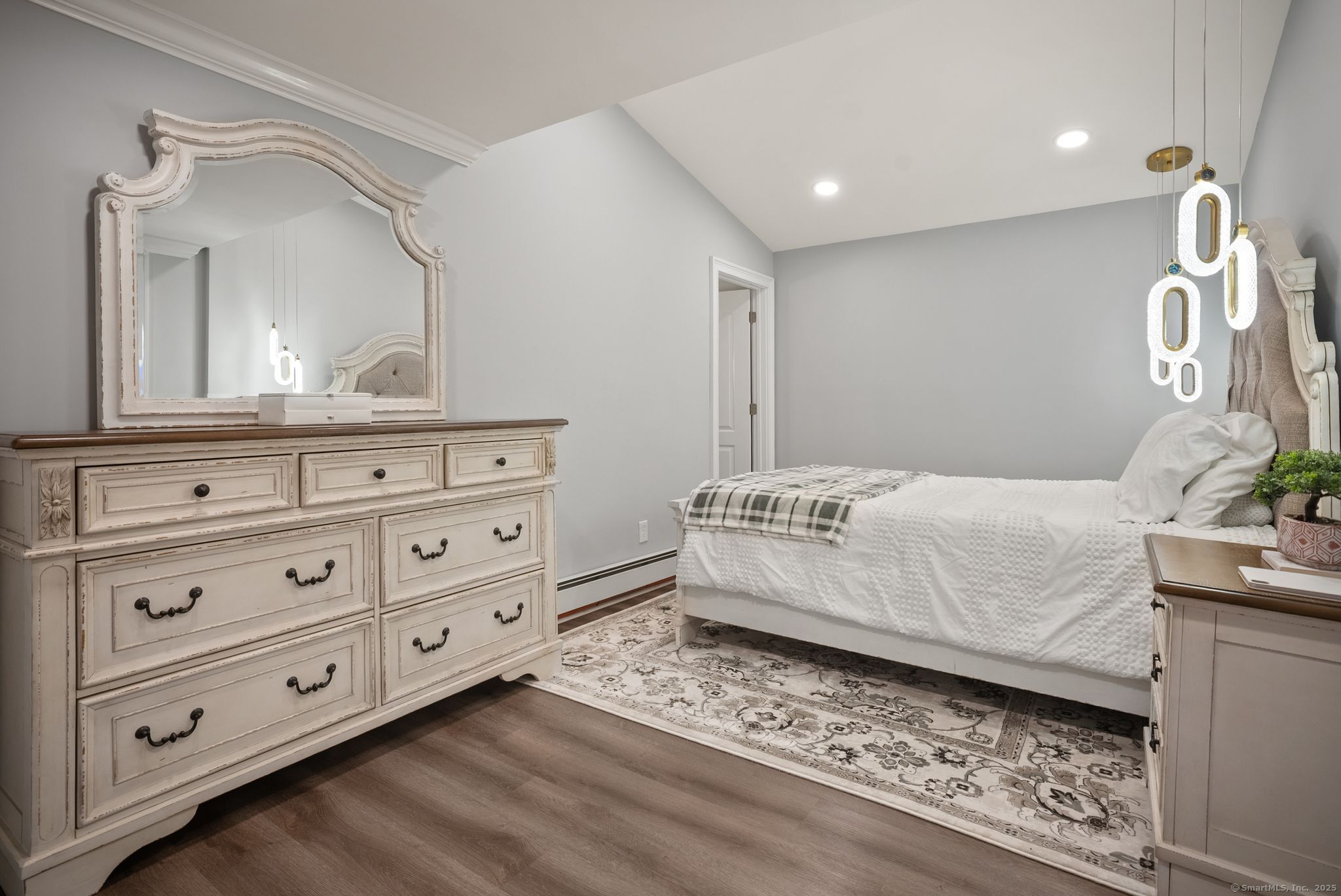 48 Suffolk Drive East Hartford CT 06118