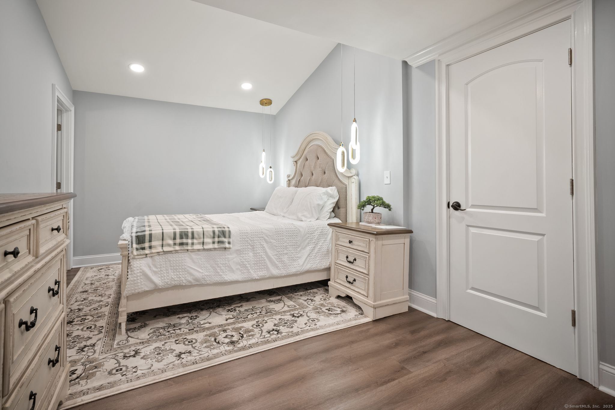 48 Suffolk Drive East Hartford CT 06118