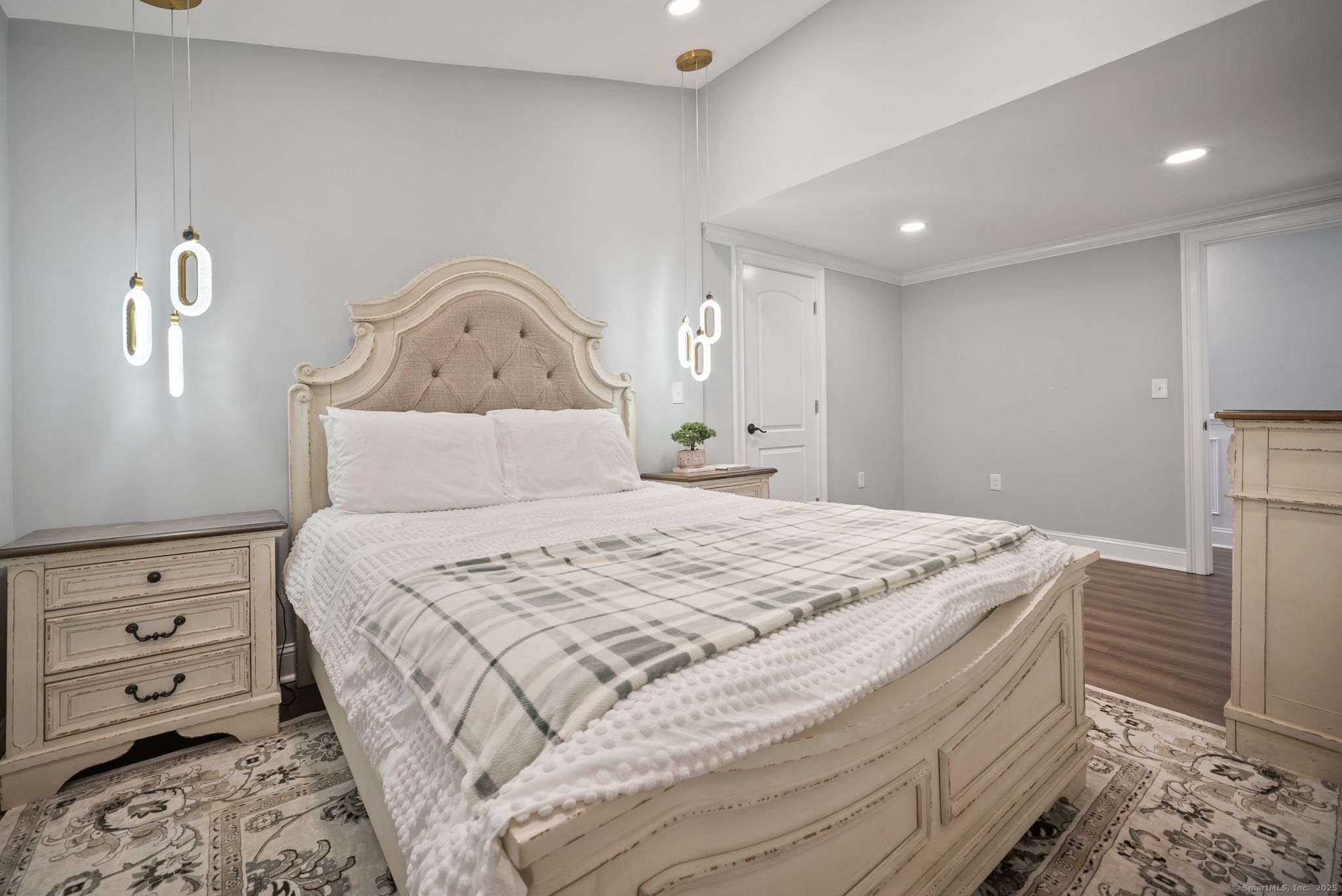 48 Suffolk Drive East Hartford CT 06118