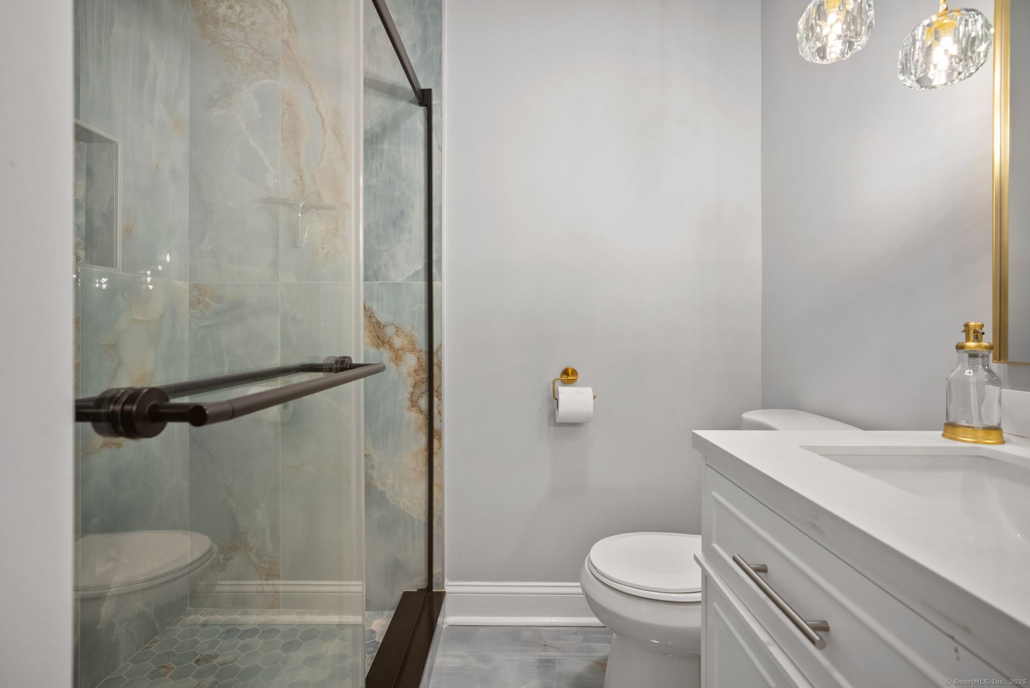 48 Suffolk Drive East Hartford CT 06118