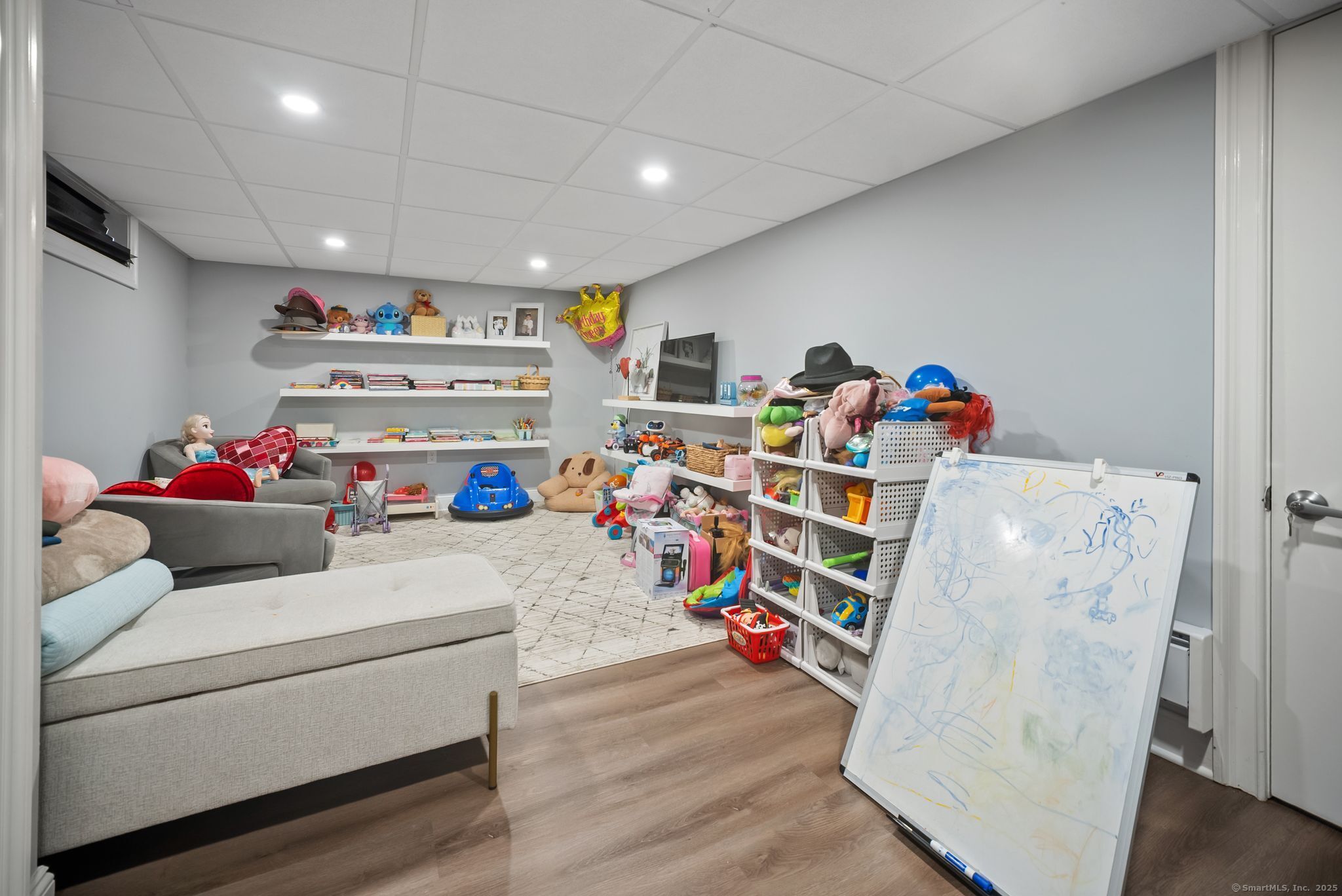 48 Suffolk Drive East Hartford CT 06118