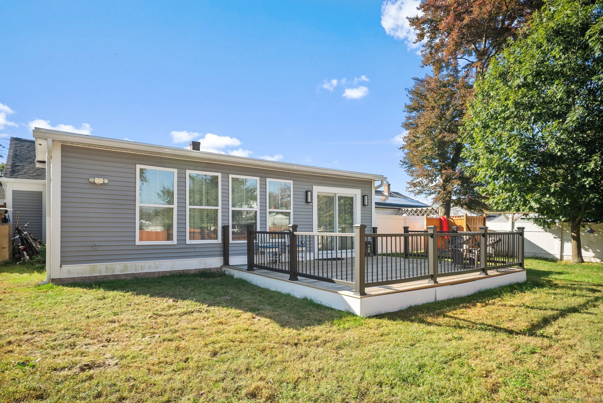 48 Suffolk Drive East Hartford CT 06118