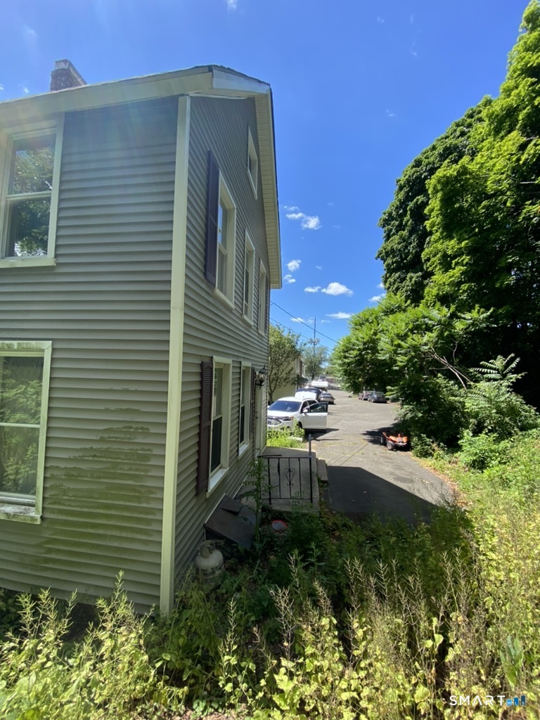 14 Brown Place New Haven CT 06512