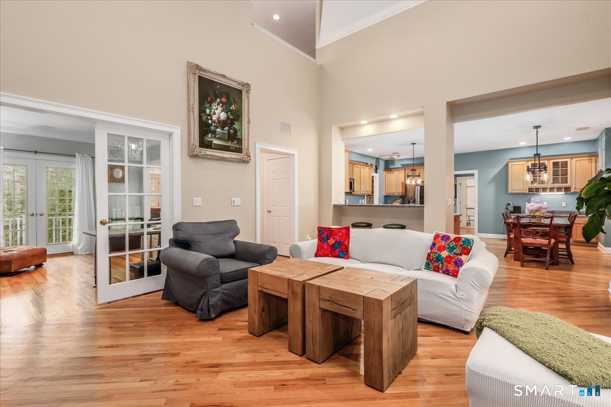 6 Horizon Court Monroe CT 06468
