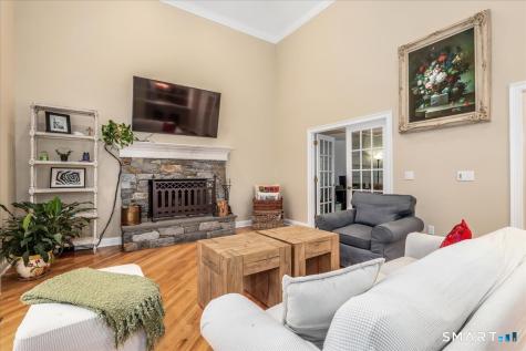 6 Horizon Court Monroe CT 06468