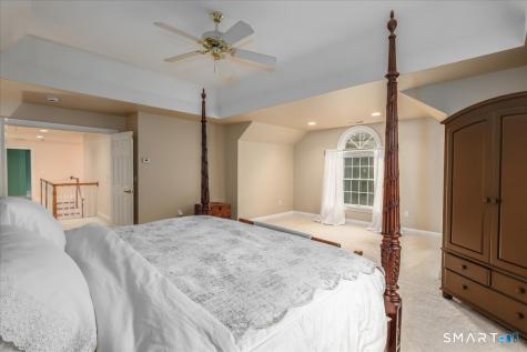 6 Horizon Court Monroe CT 06468